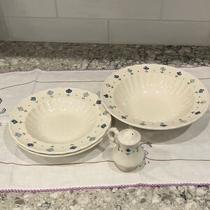 Metlox Vernon Ware True Blue Poppy Trail Pieces